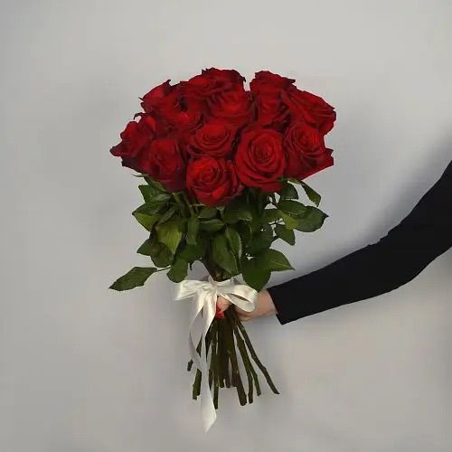 Naked Prestige bouquet — Red roses, stripped to their truth